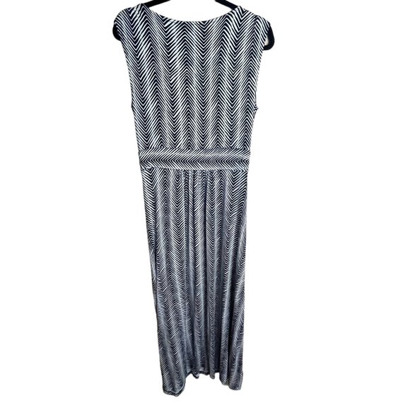 Talbots Sleeveless Chevron Stripe Maxi Dress Stretch Navy Blue White Size Medium - Picture 3 of 9